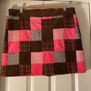 Vineyard Vines mini skirt for fall.